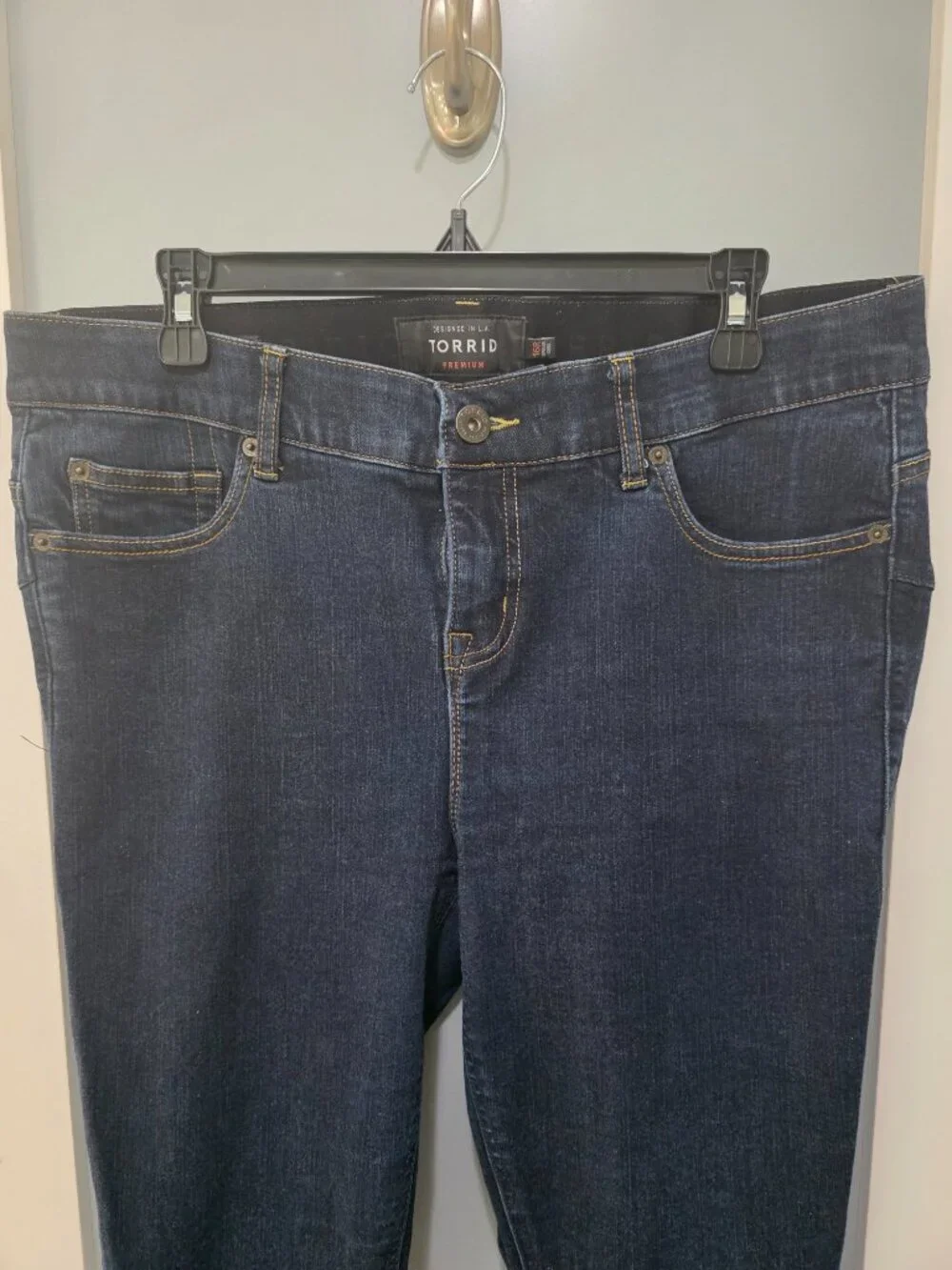 Torrid Premium Stretch Skinny Jeans | Size 16 | Dark Wash Denim - Picture 6 of 10